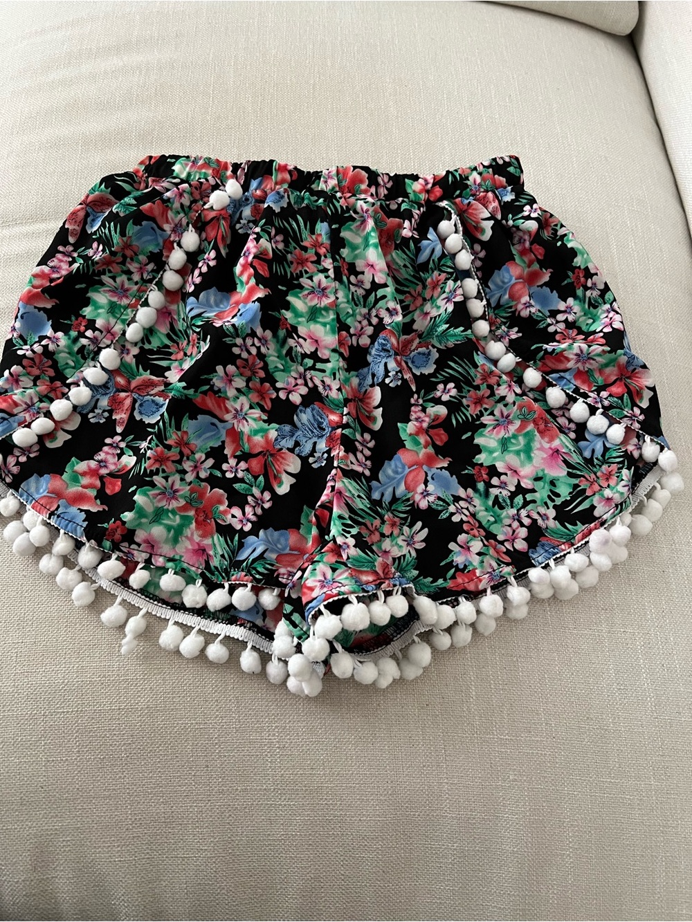 Paper Heart nwt summer Pom Pom shorts